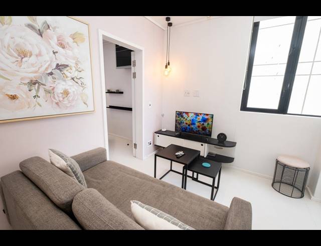 1 BEDROOM APARTMENT FOR SALE IN SEA POINT